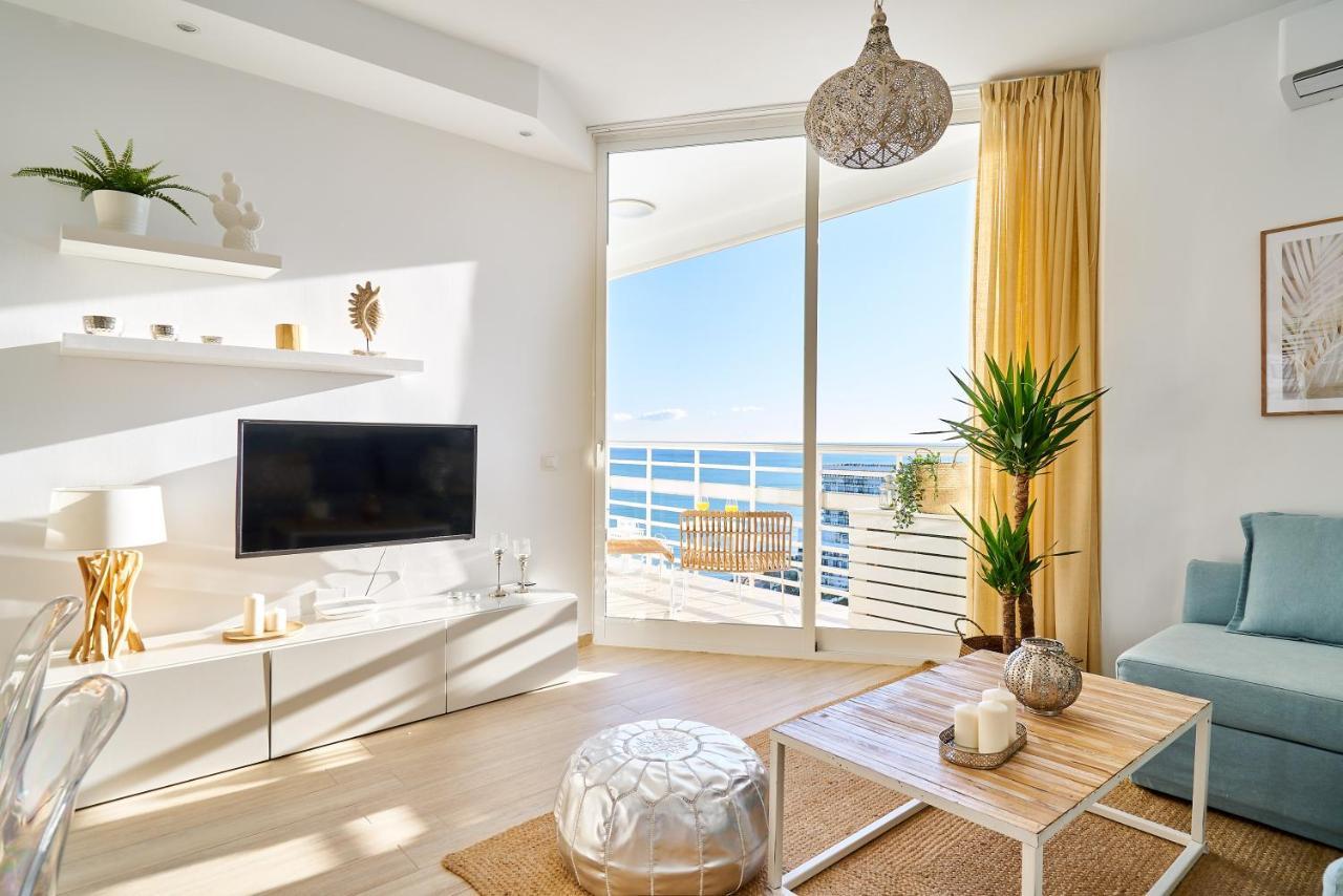 Sunset Beach Charming Apartment With Jacuzzi Torremolinos Buitenkant foto