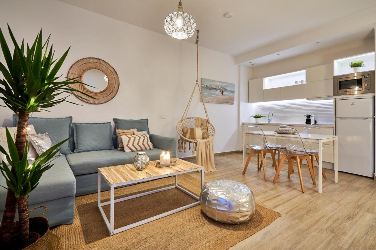 Sunset Beach Charming Apartment With Jacuzzi Torremolinos Buitenkant foto