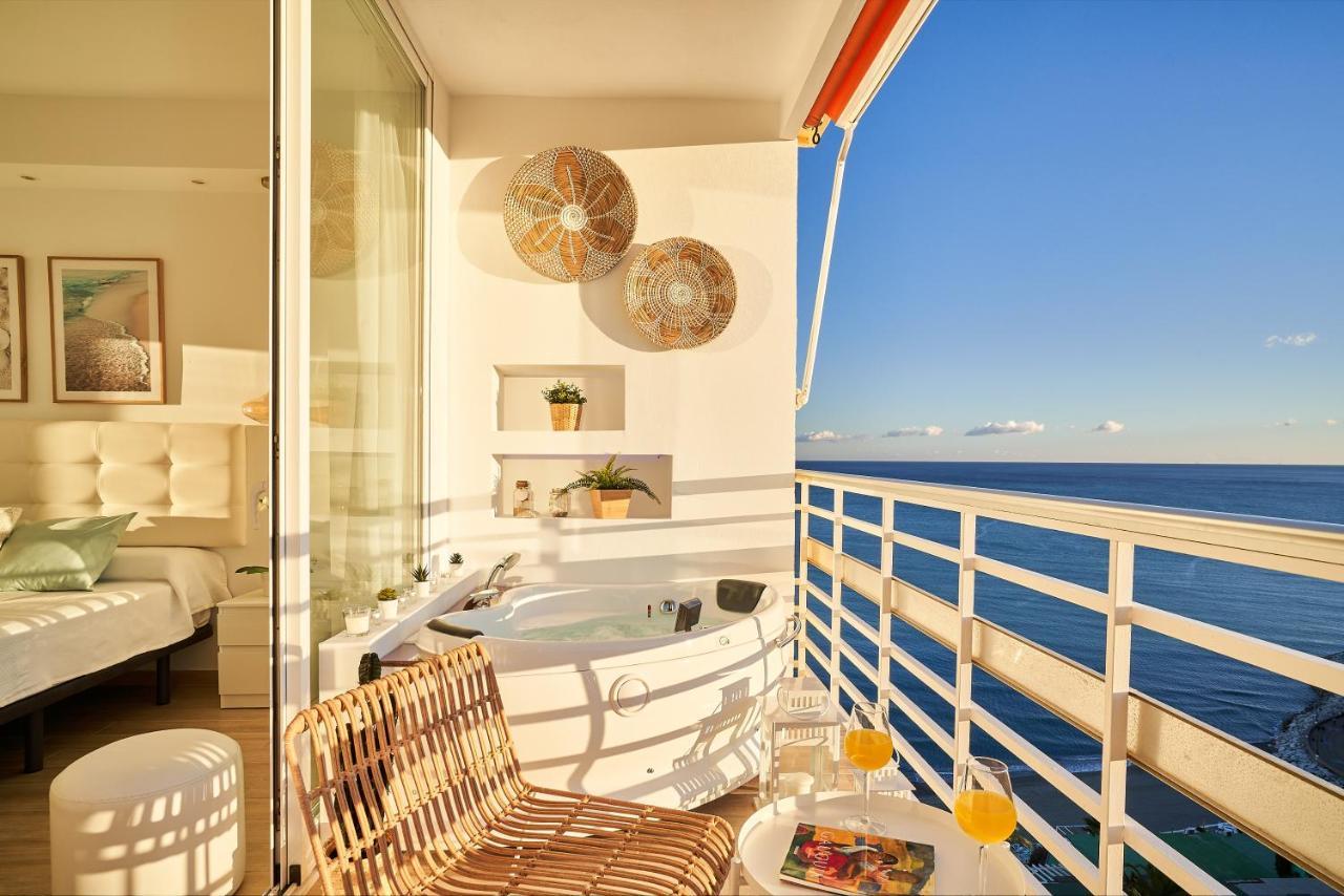 Sunset Beach Charming Apartment With Jacuzzi Torremolinos Buitenkant foto