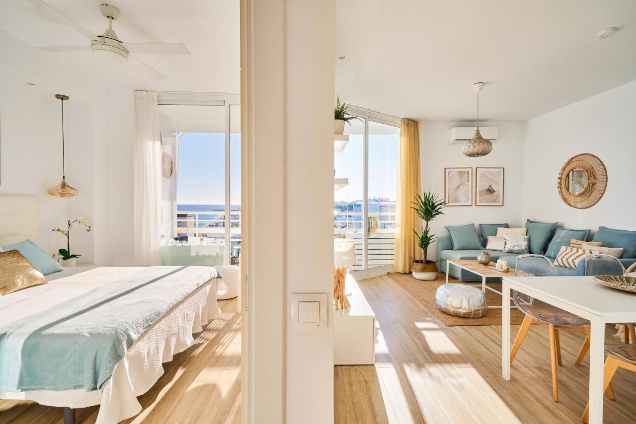 Sunset Beach Charming Apartment With Jacuzzi Torremolinos Buitenkant foto