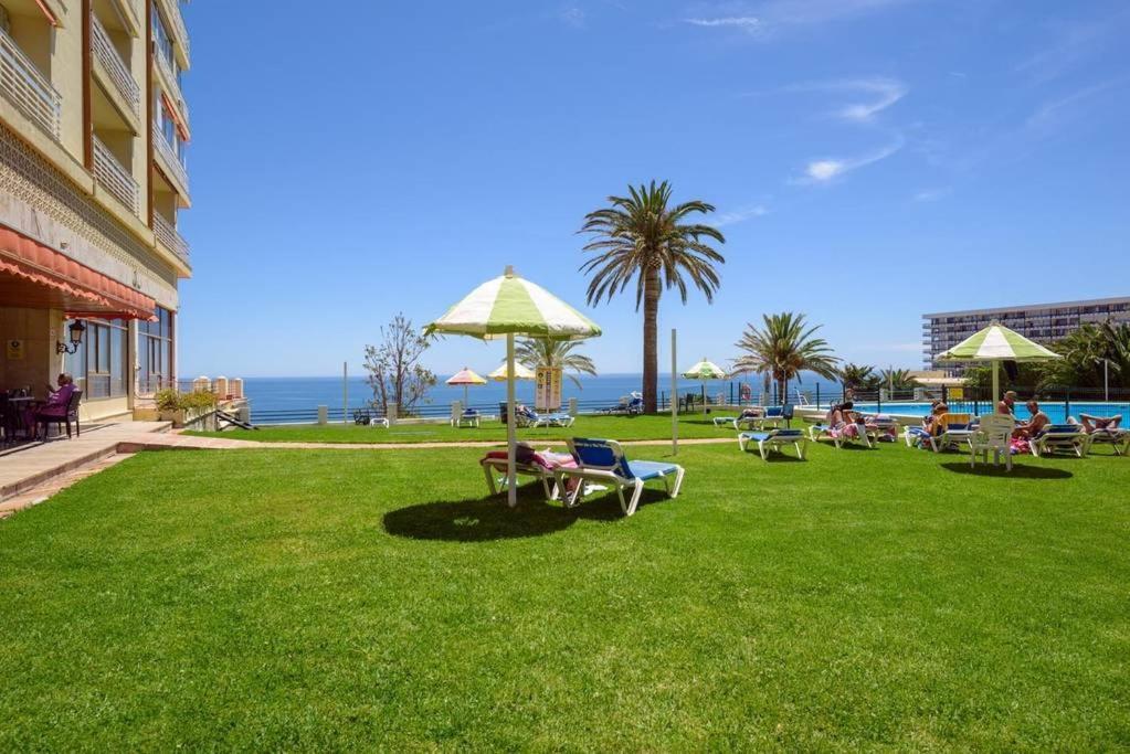 Sunset Beach Charming Apartment With Jacuzzi Torremolinos Buitenkant foto