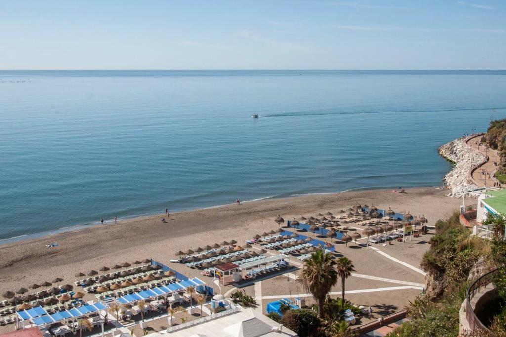 Sunset Beach Charming Apartment With Jacuzzi Torremolinos Buitenkant foto